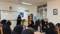 میزگرد هم اندیشی کانونها درروز دانشجو در پردیس فاطمه الزهرا(س)