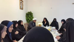 دومین جلسه کمیته فرهنگی پردیس فاطمه الزهرا(س)