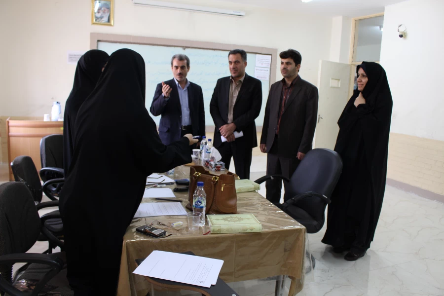 بازدید مدیر کل محترم آموزش وپرورش استان خوزستان از فرایند برگزاری مصاحبه