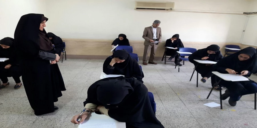 بازدید مسئولان مدیریت استانی از برگزاری امتحانات پردیس حضرت فاطمه الزهرا (س)