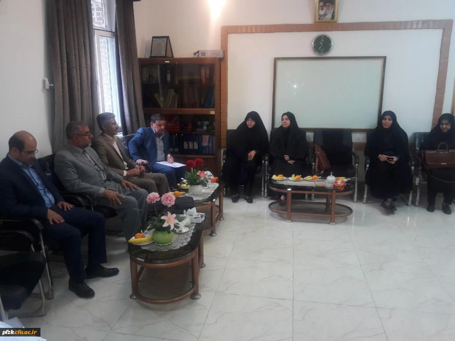 جلسه هم اندیشی اساتید پردیس با مدیریت امور پردیس های استان خوزستان