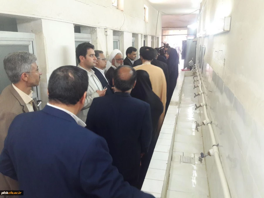 بازدید جناب آقای دکتر خنیفر و هیئت رئیسه همراه از مجموعه خوابگاهی و آموزشگاهی پردیس فاطمه الزهرا(س)
