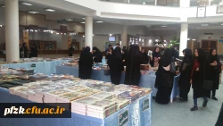 بازدید دانشجومعلمان از نمایشگاه کتاب دایر در کابخانه مرکزی استان به مناسبت هفته کتاب