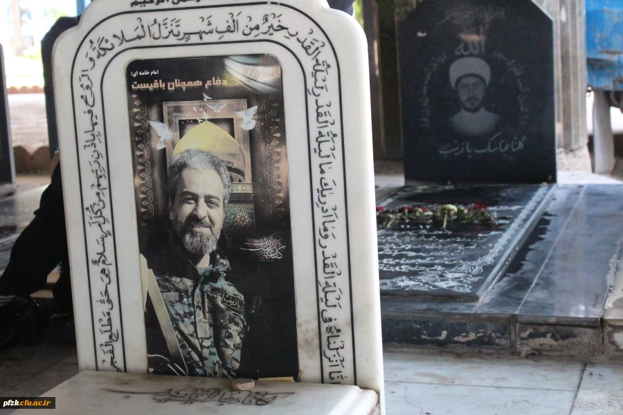  در روز دوشنبه مورخ 98/7/15بازدید دانشجویان پردیس فاطمه الزهرا(س) اهواز از گلزار شهدا  2