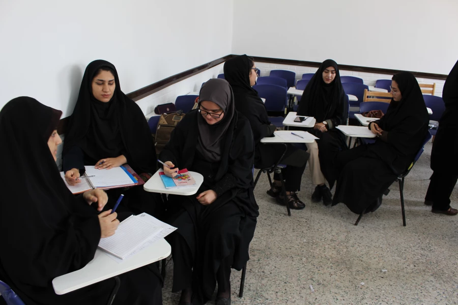 برگزاری کارگاه فرهنگی تحت عنوان نقد داستان با حضور استاد سلامت نیا 3