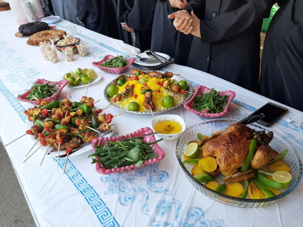 برگزاری جشنواره غذا به همت واحد دانشجویی و با حضور کارشناسان بهداشت و تغذیه 3