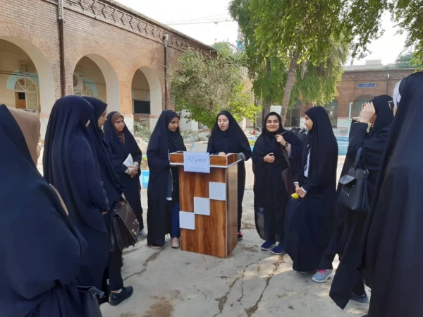 برگزاری تریبون آزاد در ساختمان شماره ۲دپردیس فاطمه الزهرا اهواز 2