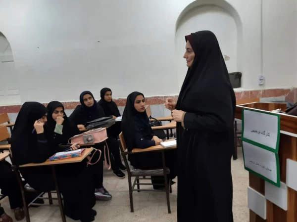 برگزاری کارگاه توجیهی نحوه مشارکت دانشجویان در همایش آموزه های تربیتی 3