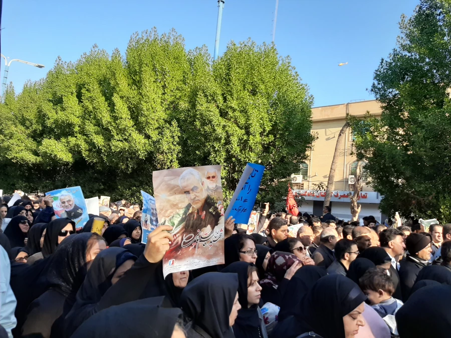 استقبال خوب و پرشور مردم شهید پرور اهواز از شهید والا مقام حاج قاسم سلیمانی صبح یکشنبه 3