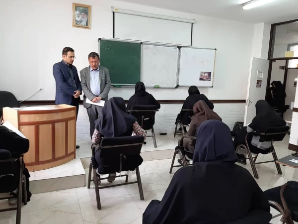 برگزاریرو بازدید از برگزاری امتحانات پایان ترم نیم سال اول تحصیلی ۹۸-۹۹ 3