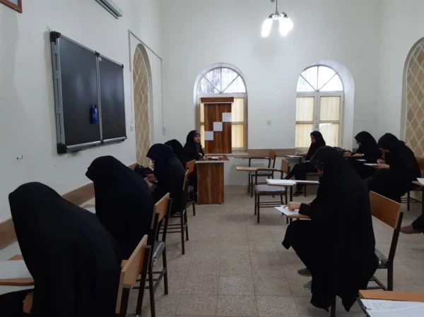 برگزاریرو بازدید از برگزاری امتحانات پایان ترم نیم سال اول تحصیلی ۹۸-۹۹ 4