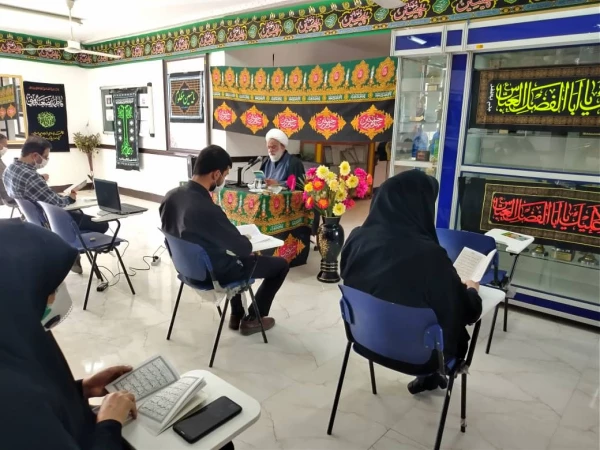 مراسم سخنرانی و زیارت عاشورا، با حضور حجت الاسلام جوانمرد زاده مسئول محترم نهاد نمایندگی مقام معظم رهبری در دانشگاه فرهنگیان خوزستان