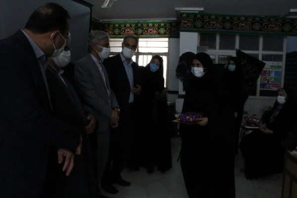 تقدیر از دانشجویان فعال در عرصه دانشجویی، فرهنگی، آموزشی و پژوهشی