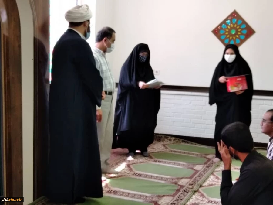 اهداء جوایز مسابقات فرهنگی