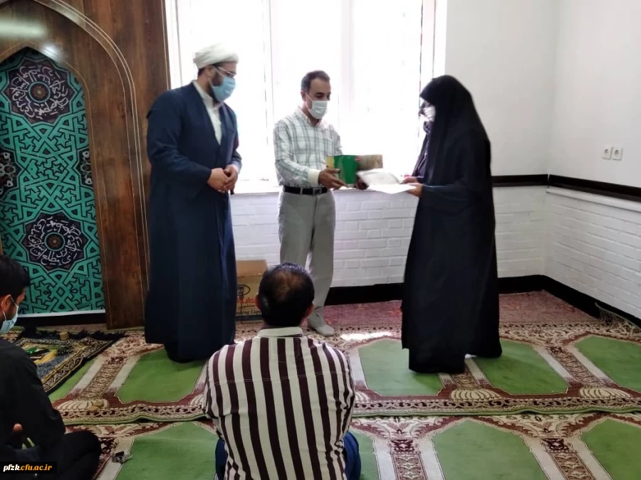 اهداء جوایز مسابقات فرهنگی