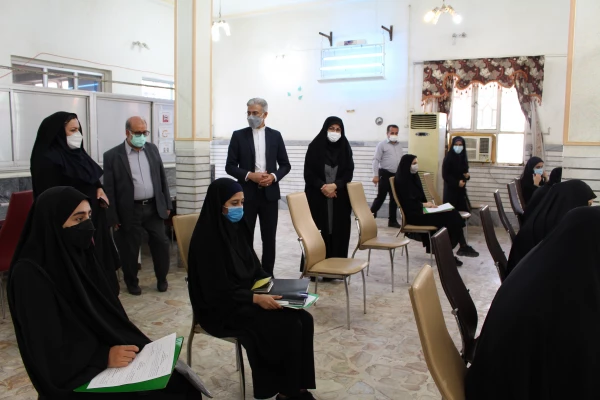 بازدید مدیر امور پردیس های استان خوزستان از روند برگزاری مصاحبه داوطلبان ورود به دانشگاه فرهنگیان 
