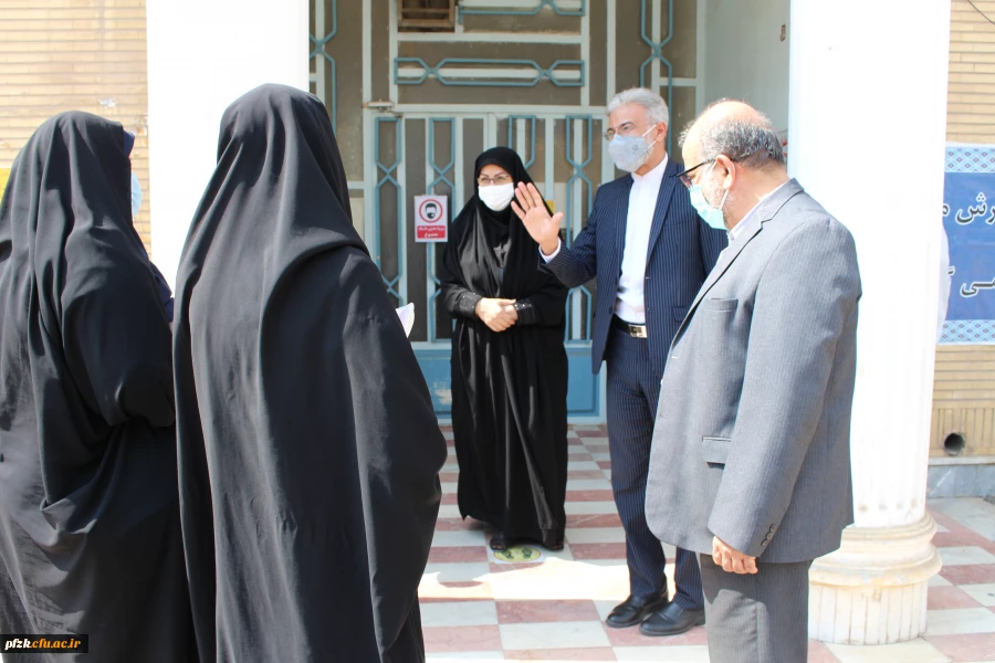 بازدید مدیر امور پردیس های استان خوزستان از روند برگزاری مصاحبه داوطلبان ورود به دانشگاه فرهنگیان 