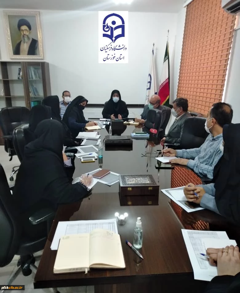 جلسه توجیهی رهنامه ۴۰ ماده ای سال ۱۴۰۰ در پردیس حضرت فاطمه الزهرا(س) اهواز