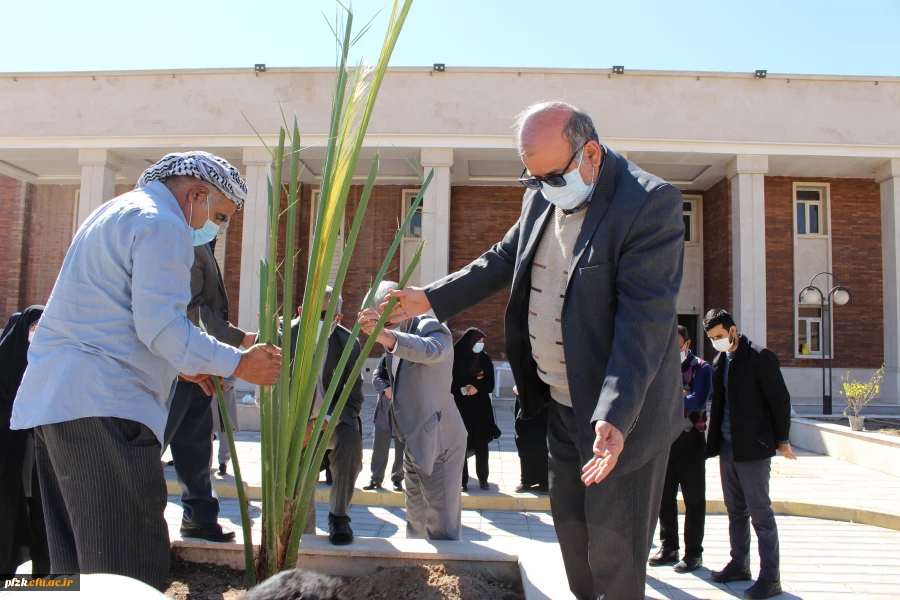 مراسم کاشت نهال با نام «روز سبز» در پردیس حضرت فاطمه الزهرا(س) اهواز