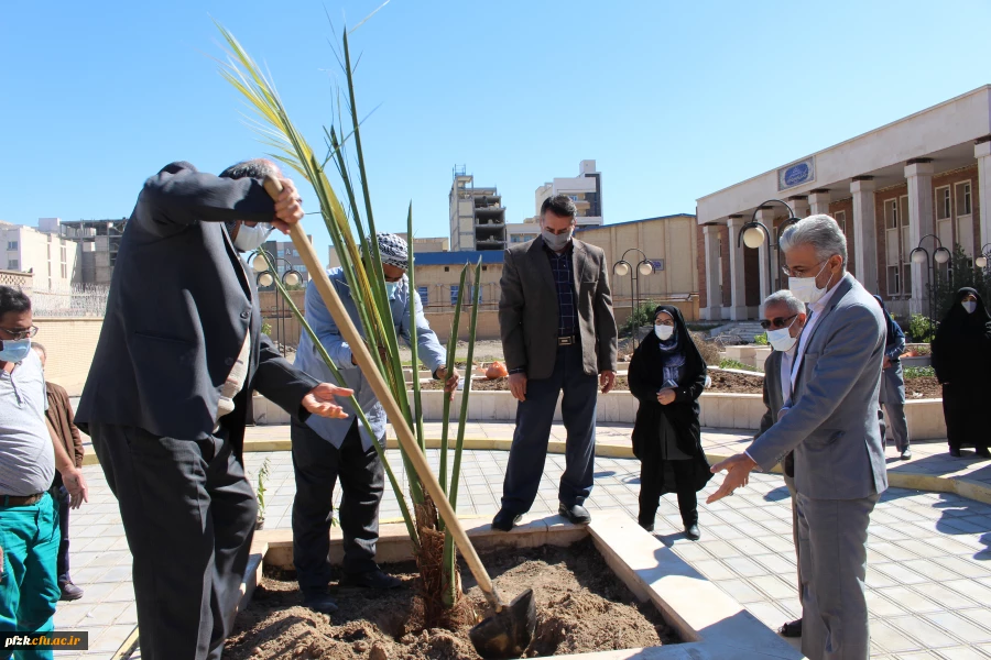 مراسم کاشت نهال با نام «روز سبز» در پردیس حضرت فاطمه الزهرا(س) اهواز