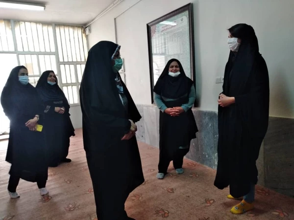 بازدید سرپرست پردیس حضرت فاطمه الزهرا(س) اهواز از حضور دانشجویان ورودی در خوابگاه