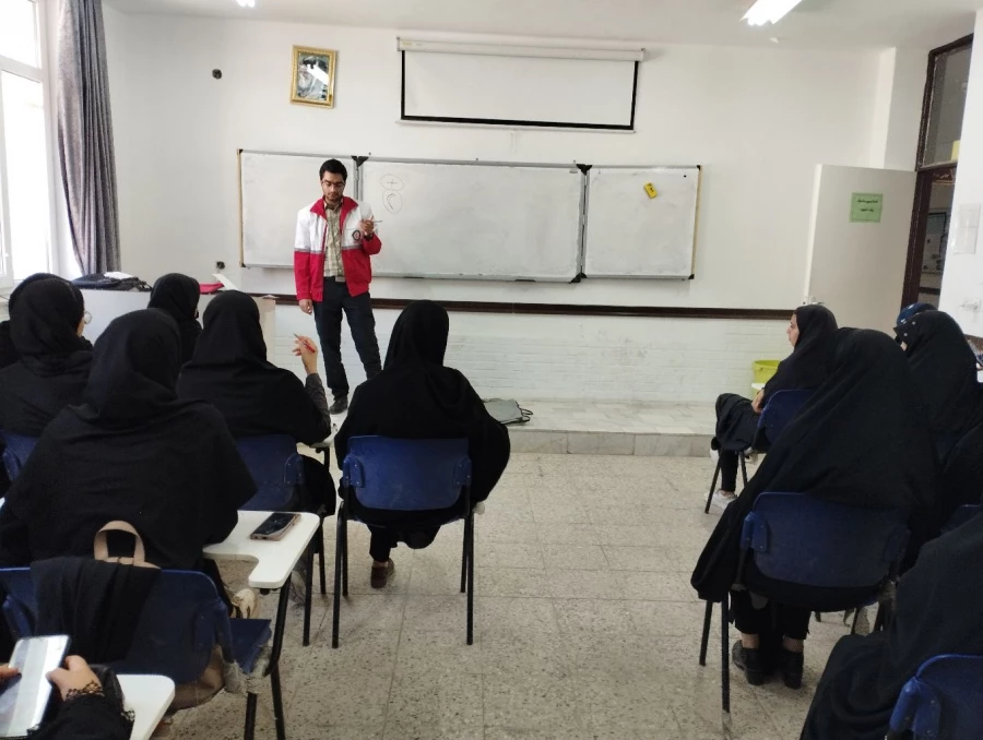 برگزاری کارگاه امداد و نجات ذیل نظام نامه فرهنگی و تربیتی