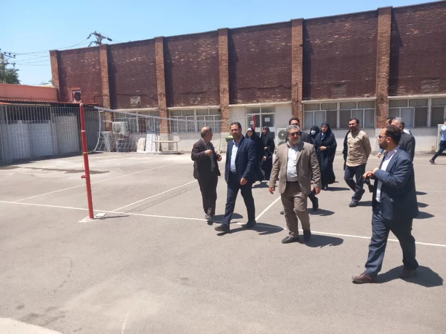 بازدید سرپرست وزارت آموزش و پرورش از پردیس حضرت فاطمه الزهرا(س) اهواز