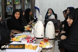 جلسه هم اندیشی سرپرست پردیس حضرت فاطمه الزهرا(س) با اعضای هیات علمی