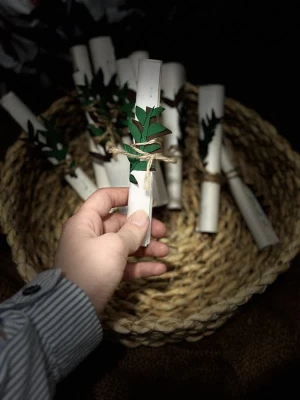 برگزاری مراسم جهت تببین نقش زنان در دفاع مقدس با حضور بانو عصمت احمدیان، مادر شهیدان فرجوانی، توسط کانون اندیشه های انقلاب اسلامی پردیس حضرت فاطمه الزهرا(س) با همکاری دفتر نهاد 