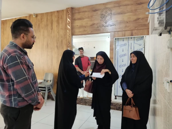 بازدید سرپرست پردیس حضرت فاطمه الزهرا(س) اهواز از مرکز دخترانه اروند آبادان