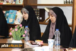 نشست صمیمی مسئول دفتر نهاد رهبری مقام معظم رهبری در دانشگاه فرهنگیان خوزستان با تشکل ها و کانون های فرهنگی پردیس حضرت فاطمه الزهرا(س) اهواز