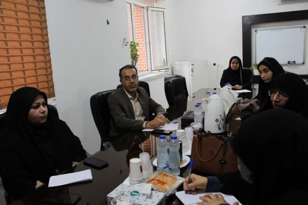 جلسه هماهنگی و آسیب شناسی مسائل آموزشی و برنامه ریزی آموزشی ترم آینده در پردیس حضرت فاطمه الزهرا(س)