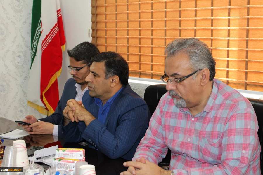 شورای اداری پردیس حضرت فاطمه الزهرا(س) برگزار شد.