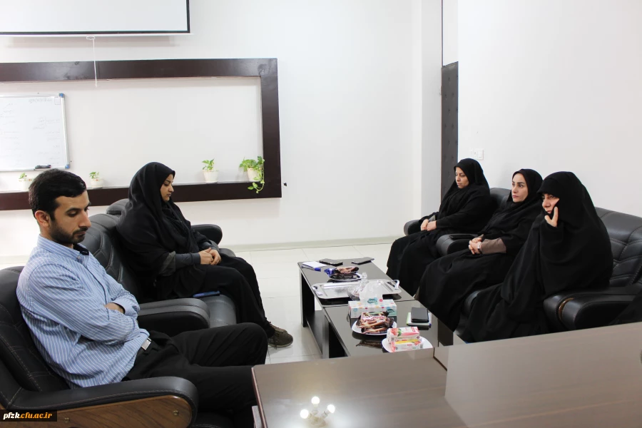 شورای اداری پردیس حضرت فاطمه الزهرا(س) برگزار شد.