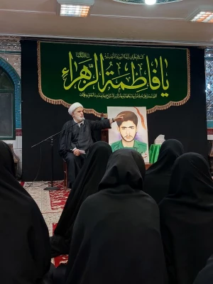 گزارش تصویری دیدار با خانواده ی شهید محمدرضا آل مبارک به مناسبت هفته ی بسیج و ایام مبارک فاطمیه