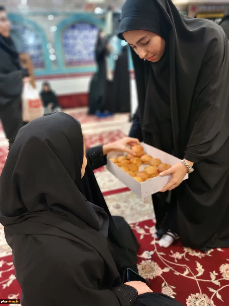 گزارش تصویری دیدار با خانواده ی شهید محمدرضا آل مبارک به مناسبت هفته ی بسیج و ایام مبارک فاطمیه