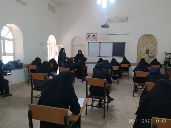 برگزاری آزمون پایانی پودمان اول مهارت آموزان سری هشتم در پردیس حضرت فاطمه الزهرا(س) اهواز