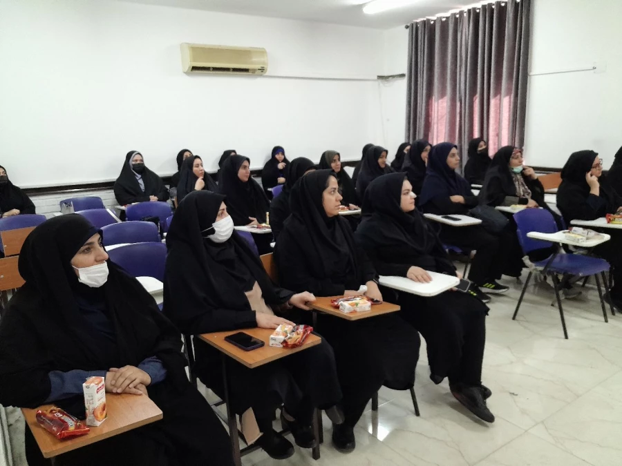 برگزاری مراسم به مناسبت نهم دی روز بصیرت و میثاق امت با ولایت در پردیس حضرت فاطمه الزهرا(س) اهواز