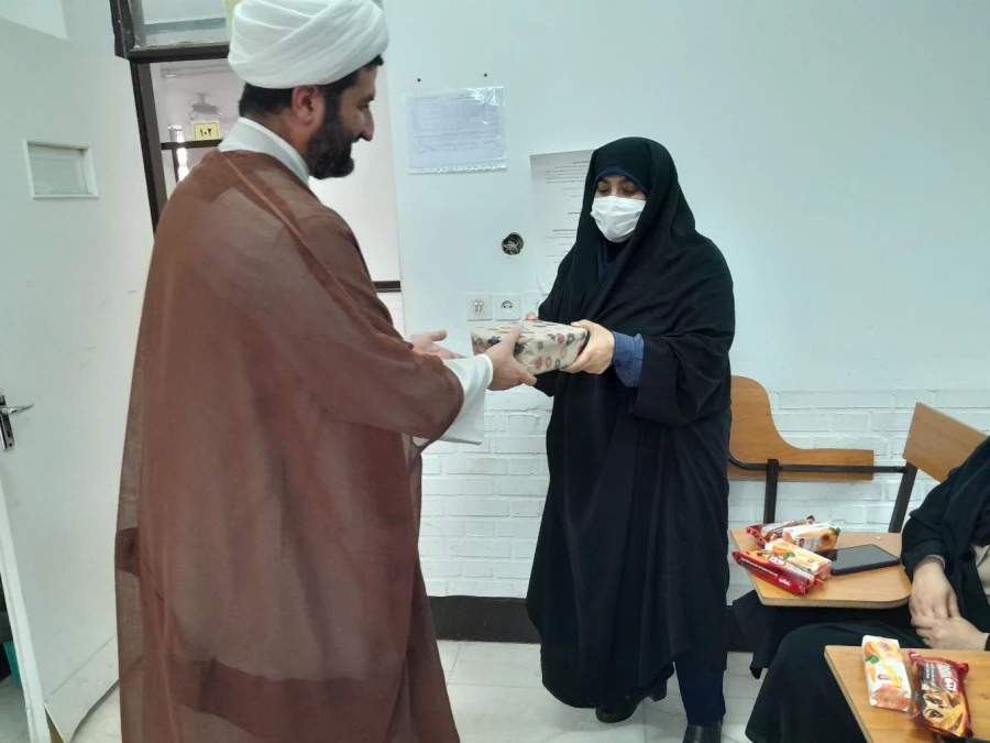 برگزاری مراسم به مناسبت نهم دی روز بصیرت و میثاق امت با ولایت در پردیس حضرت فاطمه الزهرا(س) اهواز