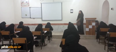 بازدید سرپرست پردیس حضرت فاطمه الزهرا(س) اهواز از امتحانات پایان ترم نیمسال اول تحصیلی 1402