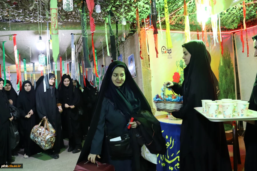 افتتاحیه اردوی بصیرتی دانشجو معلمان شاهد و ایثارگر سراسر کشور همزمان با بزرگداشت چهلمین روز شهادت دانشجو معلم فائزه رحیمی در پردیس حضرت فاطمه الزهرا(س) اهواز