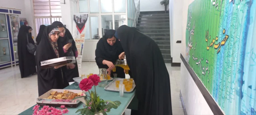 برگزاری ایستگاه صلواتی به مناسبت میلاد حضرت صاحب الزمان(عج)