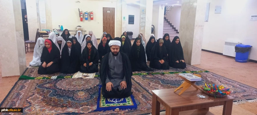 مراسم استقبال از ماه مبارک رمضان  تحت عنوان بهار قرآن در پردیس حضرت فاطمه الزهرا(س) اهواز