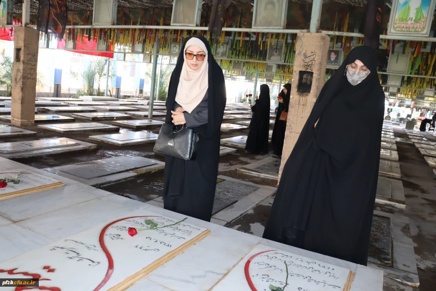 مراسم غبارروبی و عطرافشانی مزار شهدا 