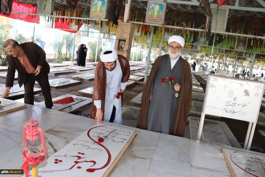 مراسم غبارروبی و عطرافشانی مزار شهدا 