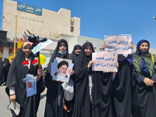 حضور اساتید، کارکنان و دانشجو معلمان پردیس حضرت فاطمه الزهرا(س) اهواز