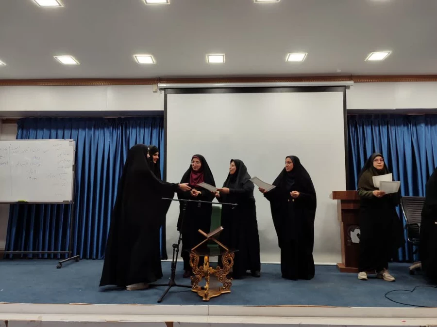 مرحله استانی سی و چهارمین جشنواره قرآن و عترت دانشگاه فرهنگیان خوزستان در دارالقرآن اهواز برگزار شد.