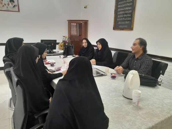 نشست انجمن علمی ریاضی با حضور اساتید و دانشجویان