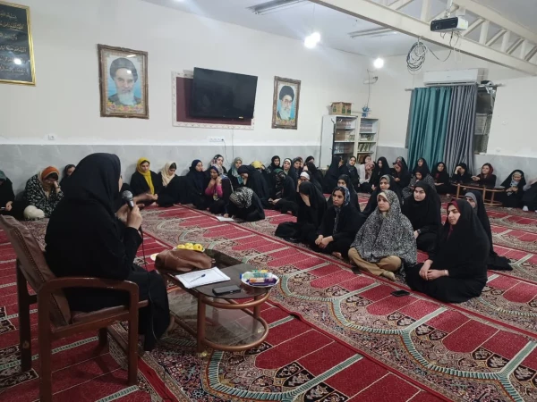 برگزاری کارگاه به مناسبت هفته سراهای دانشجویی در پردیس حضرت فاطمه الزهرا(س) اهواز