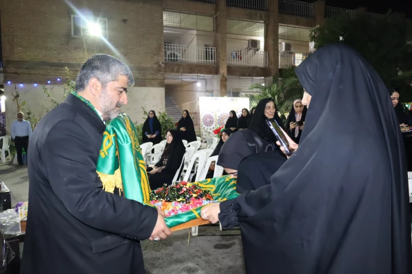 برگزاری دعای توسل  در پردیس حضرت فاطمه الزهرا(س) اهواز